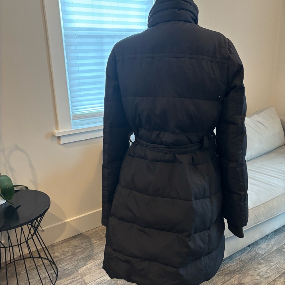 Women's Black Puffer Jacket - Picture 3 of 4